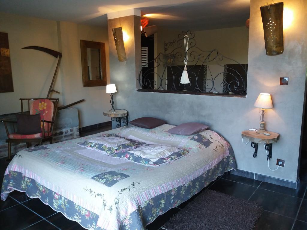 Chambres D Hotes ,Hotel ,Secret D'Une Nuit A Vicq Pres De Onnaing,Avec Piscine Ngoại thất bức ảnh